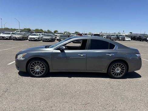 Used 2014 Nissan Maxima 3.5 S FWD image 2