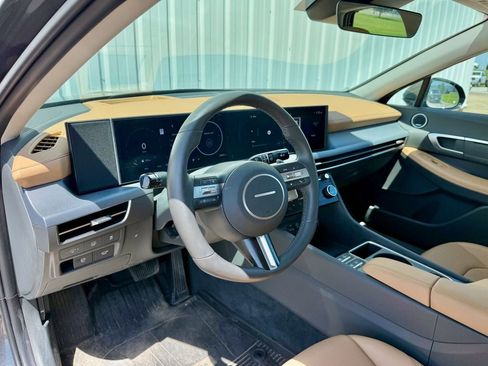 Used 2024 Hyundai Sonata Limited FWD image 10