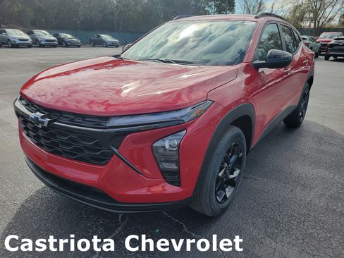 New 2026 Chevrolet Trax LT w/ Driver Confidence Package FWD image 1