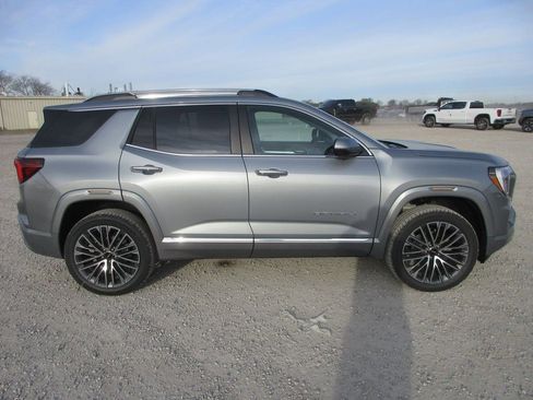 New 2026 GMC Terrain Denali image 3