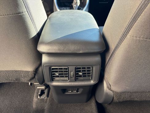 Used 2025 Toyota RAV4 XLE image 24