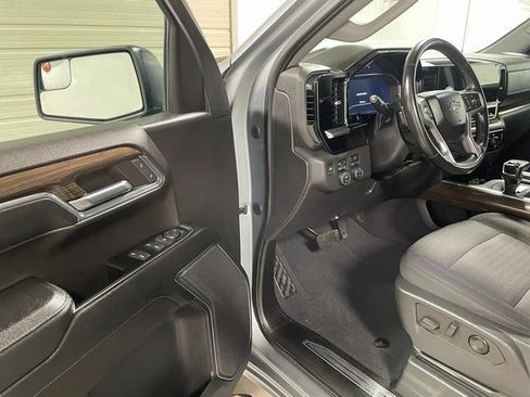 Used 2023 Chevrolet Silverado 1500 LT Trail Boss image 10