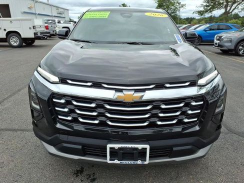 Used 2026 Chevrolet Equinox LT AWD/4WD image 2