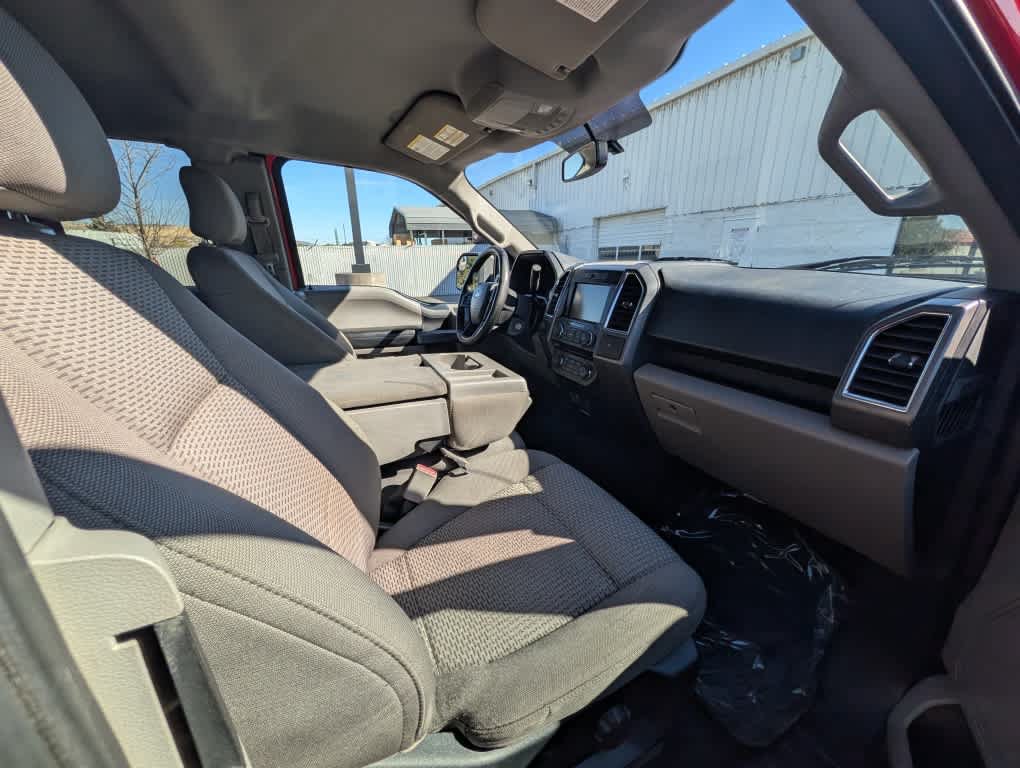 Used 2015 Ford F150 XLT w/ Equipment Group 301A Mid AWD/4WD image 27