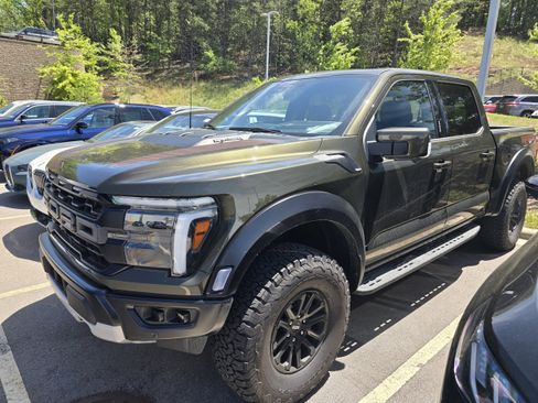 Used 2026 Ford F150 Raptor AWD/4WD image 4