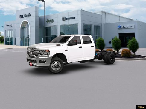New 2026 RAM 3500 Tradesman AWD/4WD image 2