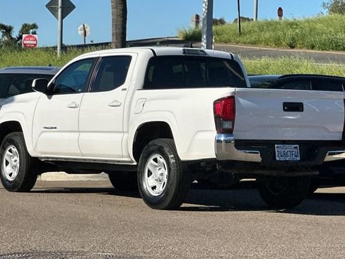 Used 2022 Toyota Tacoma SR5 image 8