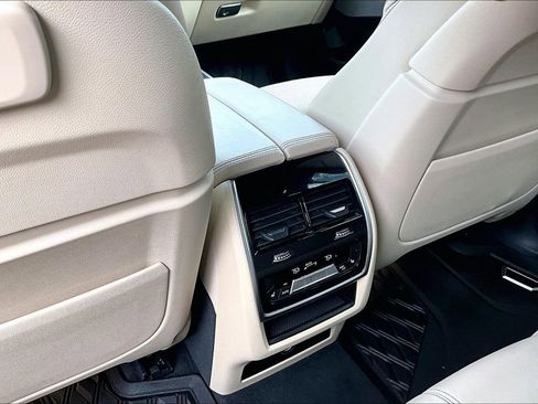 Used 2021 BMW X5 M50i image 31