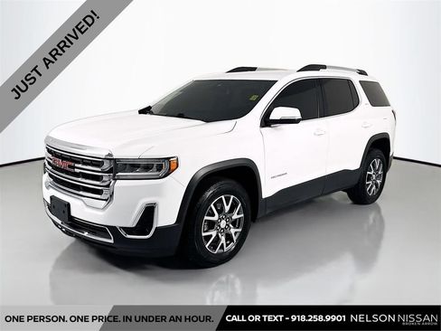 Used 2023 GMC Acadia SLT AWD/4WD image 1