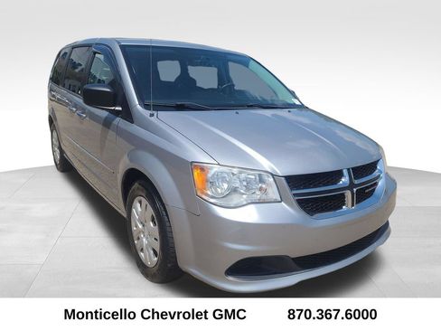 Used 2017 Dodge Grand Caravan SE w/ UConnect Hands-Free Group FWD image 31