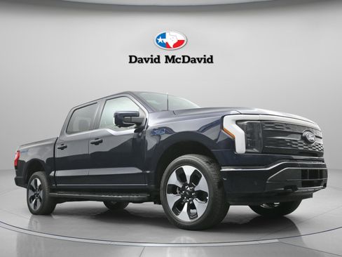 Used 2025 Ford F150 Lightning Platinum image 26