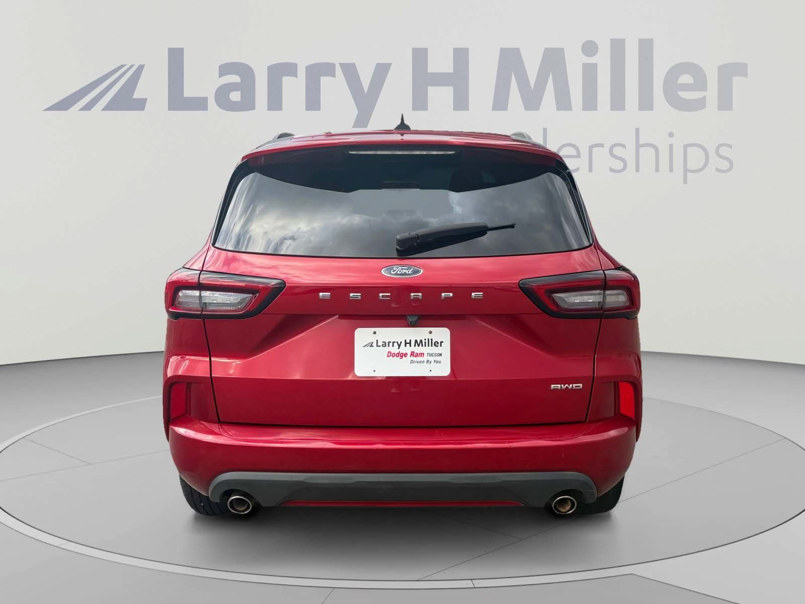 Used 2024 Ford Escape ST-Line AWD/4WD image 4