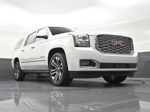 Used 2020 GMC Yukon XL Denali w/ Denali Ultimate Package RWD image 30