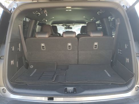 Certified 2025 Nissan Armada SL image 12