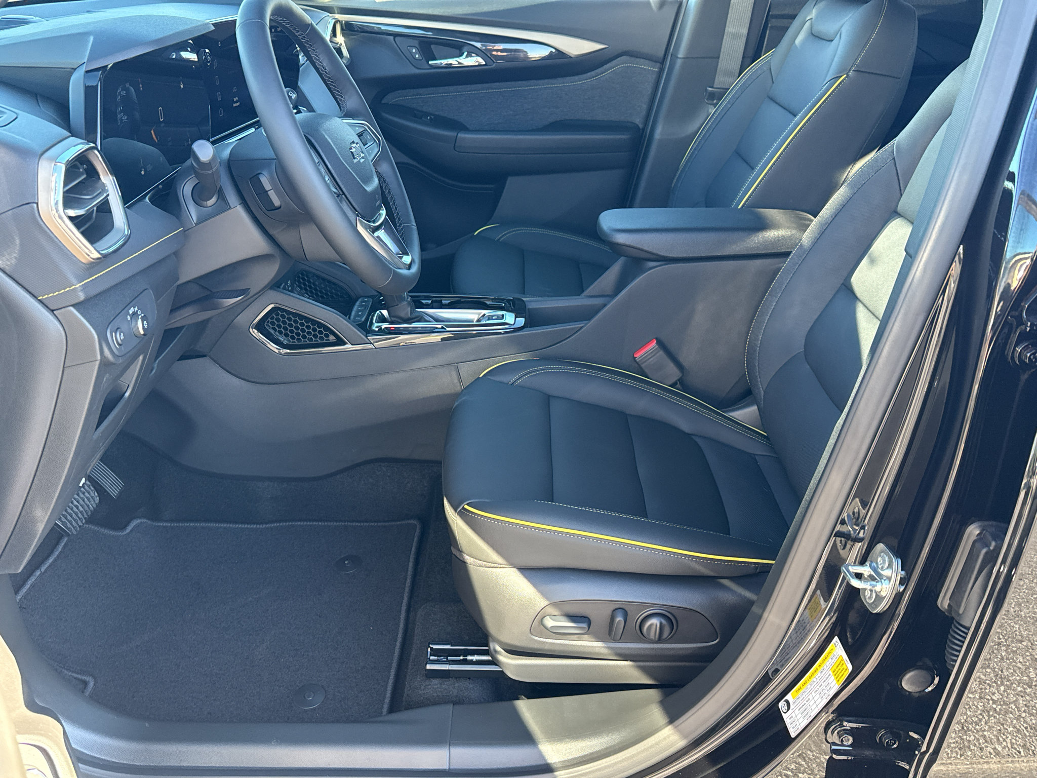New 2026 Chevrolet TrailBlazer ACTIV w/ Convenience Package FWD image 8