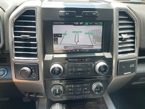 Used 2015 Ford F150 Platinum w/ Equipment Group 701A Luxury image 17