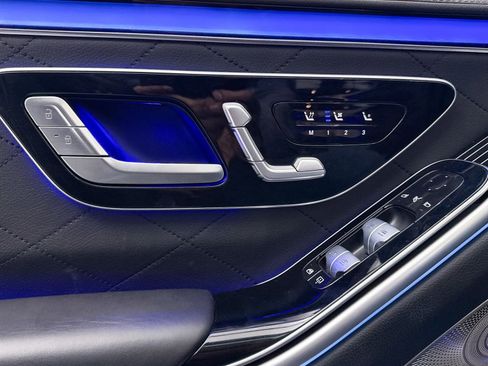 Used 2023 Mercedes-Benz S 500 S 500 w/ AMG Line image 43