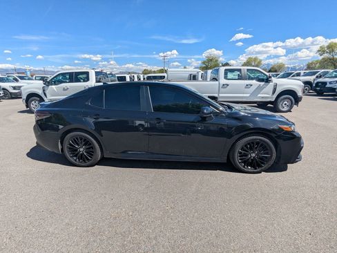 Used 2021 Toyota Camry SE AWD/4WD image 2