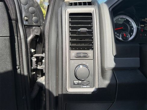 Certified 2019 RAM 1500 Tradesman w/ Popular Equipment Group image 18