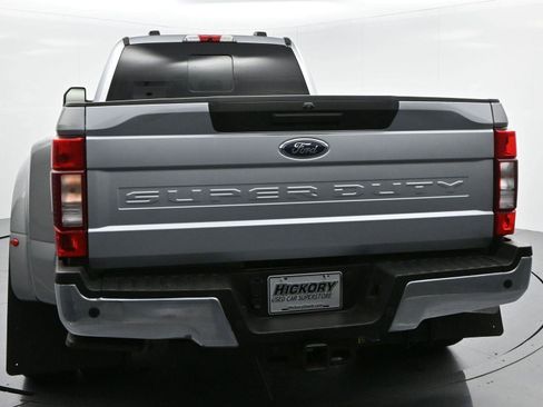 Used 2020 Ford F350 Lariat w/ Lariat Value Package image 6