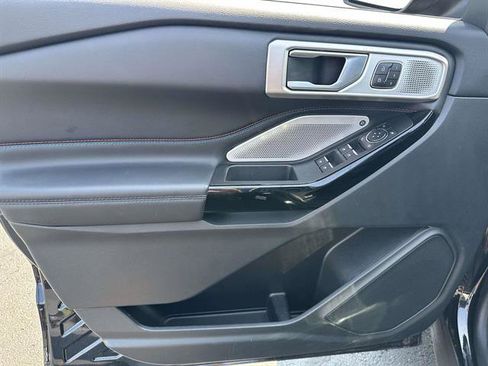 Used 2024 Ford Explorer ST w/ Equipment Group 401A AWD/4WD image 9