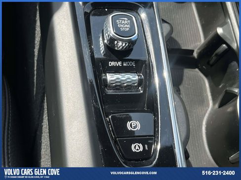 Used 2019 Volvo XC60 T6 Momentum w/ Premium Package AWD/4WD image 29