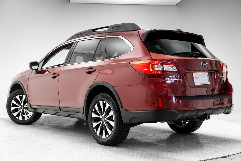 Used 2015 Subaru Outback 2.5i Limited AWD/4WD image 3
