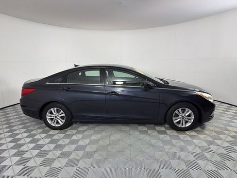 Used 2011 Hyundai Sonata GLS w/ Popular Equipment Pkg 2 FWD image 4