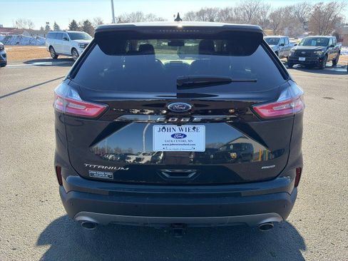 Used 2022 Ford Edge Titanium w/ Class II Trailer Tow Package image 4