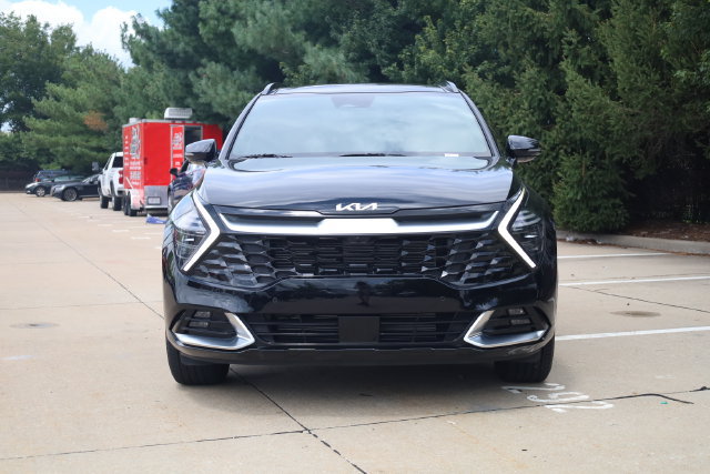 Used 2024 Kia Sportage SX FWD image 4