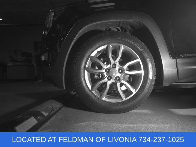 Certified 2024 GMC Terrain SLT w/ LPO, Floor Liner Package AWD/4WD image 29