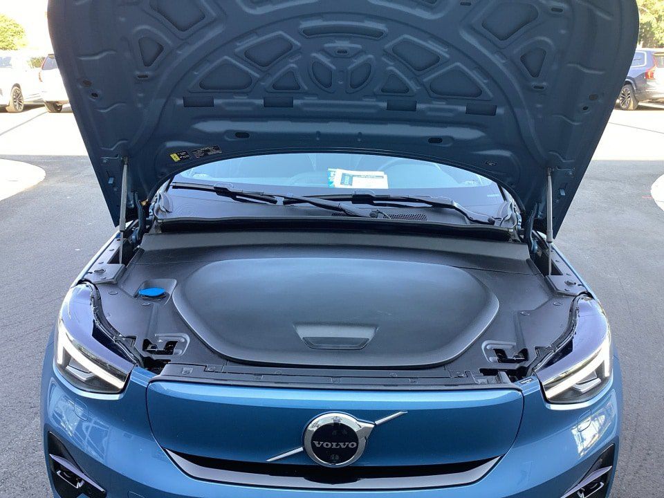 Certified 2023 Volvo C40 P8 Recharge Ultimate AWD/4WD image 20