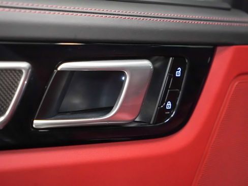 Used 2020 Porsche Cayenne Turbo w/ Assistance Package image 15