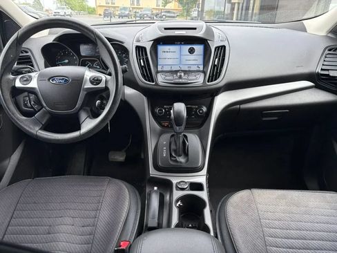 Used 2016 Ford Escape SE w/ Equipment Group 201A AWD/4WD image 11