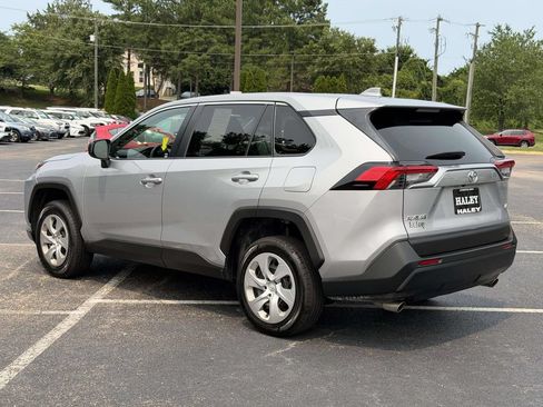 Used 2024 Toyota RAV4 LE FWD image 21