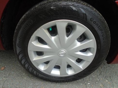Used 2016 Nissan Versa S Plus FWD image 29