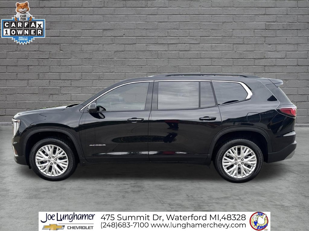 Certified 2026 GMC Acadia Elevation w/ Elevation Premium Package AWD/4WD image 7