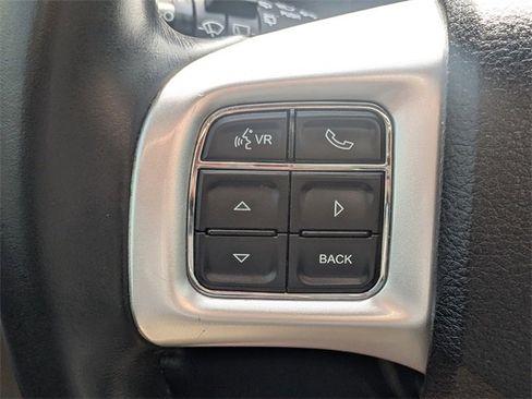 Used 2018 Dodge Grand Caravan SE w/ UConnect Hands-Free Group image 25