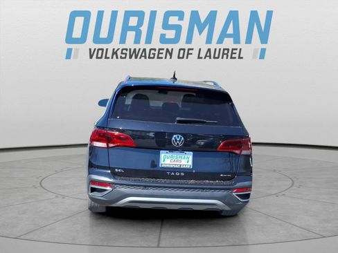 Used 2022 Volkswagen Taos SEL w/ Panoramic Sunroof Package image 5