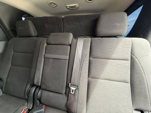 Used 2020 Dodge Durango SXT w/ 3rd Row Seating Group RWD image 8