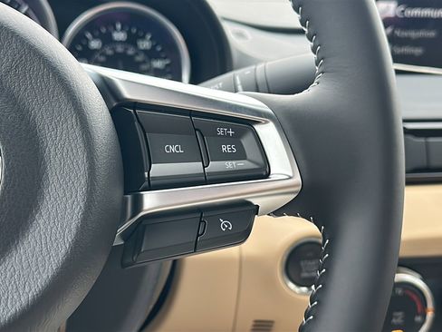 New 2025 MAZDA MX-5 Miata RF Grand Touring image 15