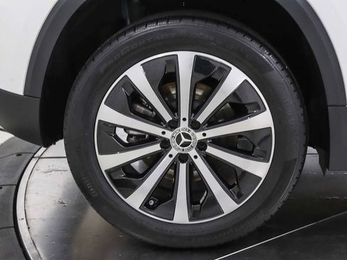 Used 2023 Mercedes-Benz GLA 250 image 10