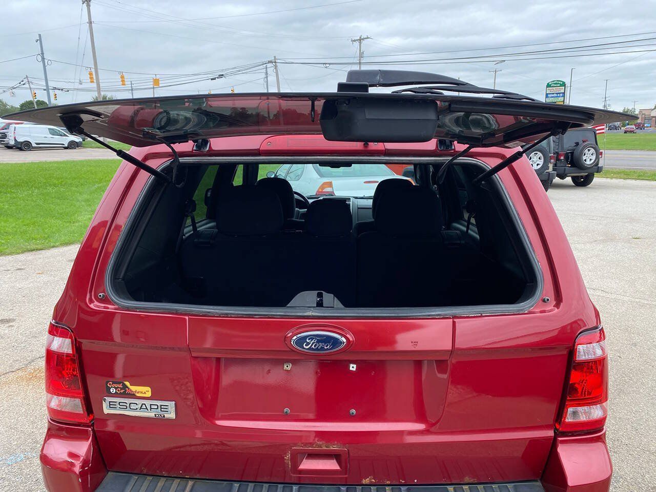 Used 2010 Ford Escape XLT FWD image 36