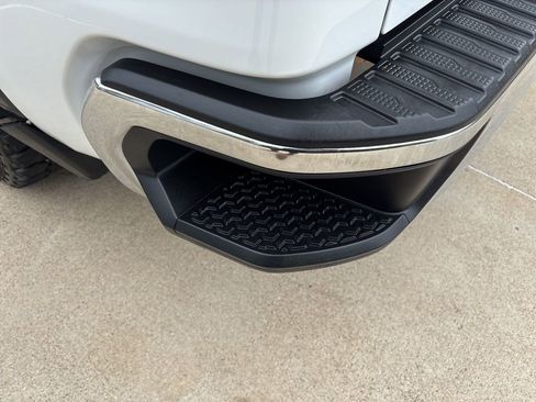 Certified 2023 GMC Sierra 1500 Pro AWD/4WD image 18