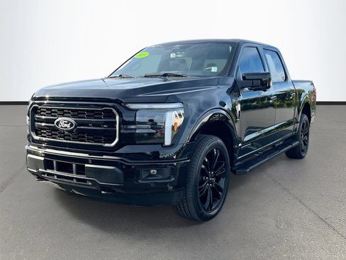 Used 2025 Ford F150 Lariat w/ Equipment Group 502A High AWD/4WD image 3