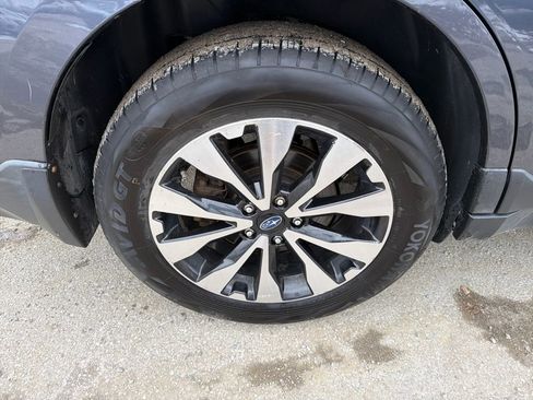 Used 2017 Subaru Outback 3.6R Limited image 15