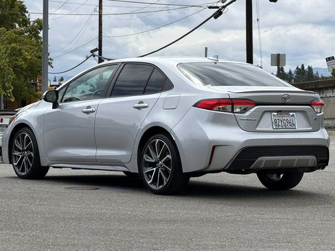 Used 2022 Toyota Corolla SE FWD image 6