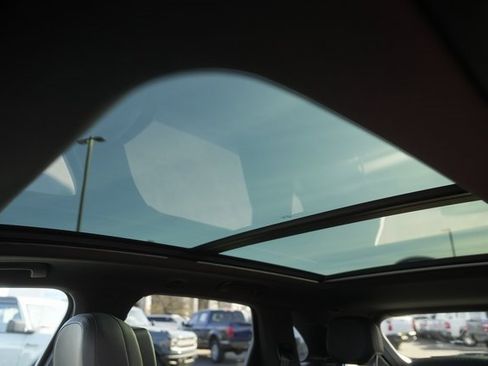 Used 2021 Porsche Cayenne image 11