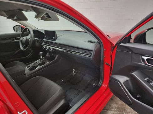 Used 2025 Honda Civic LX image 29