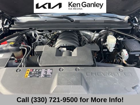 Used 2017 Chevrolet Suburban Premier image 60